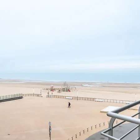 Seaview With Style Apartment *